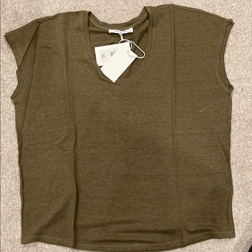 Women’s size medium Frame short sleeve Tshirt.  New with tags.